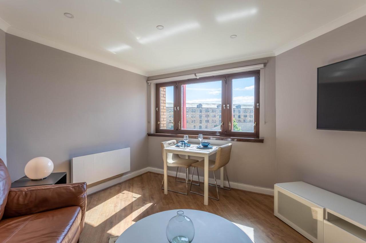 Stunning 1 Bed Merchant City Apartment With Parking Glasgow Eksteriør billede