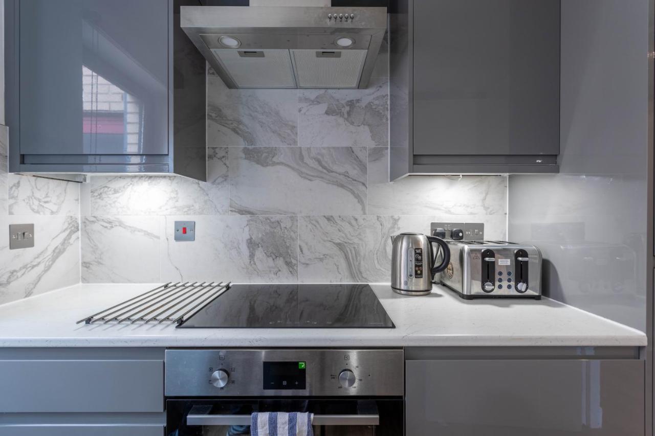 Stunning 1 Bed Merchant City Apartment With Parking Glasgow Eksteriør billede