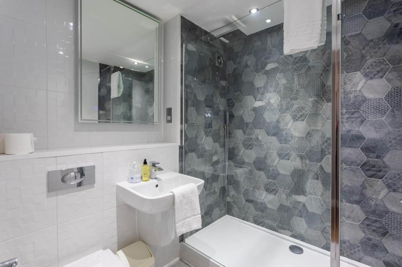 Stunning 1 Bed Merchant City Apartment With Parking Glasgow Eksteriør billede