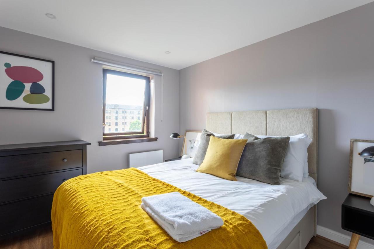 Stunning 1 Bed Merchant City Apartment With Parking Glasgow Eksteriør billede
